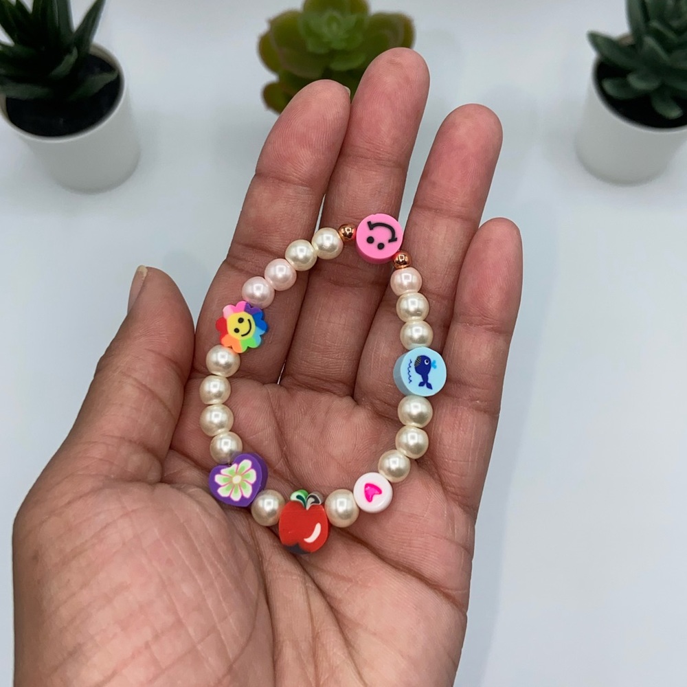 Handmade 90’s Y2K Inspired Children’s Trendy Bracelet - Picture 3 of 6